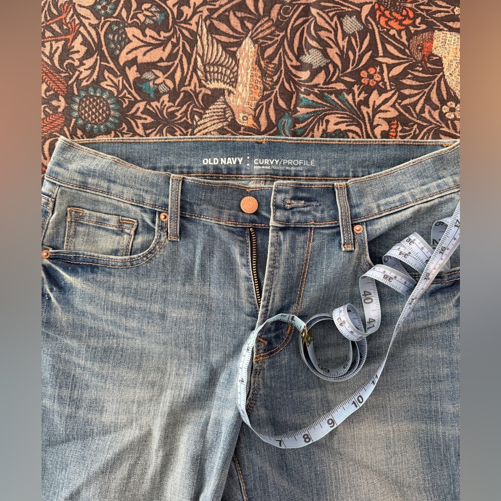 NWT Curvy & Long Mid-Rise Jeans - Old Navy